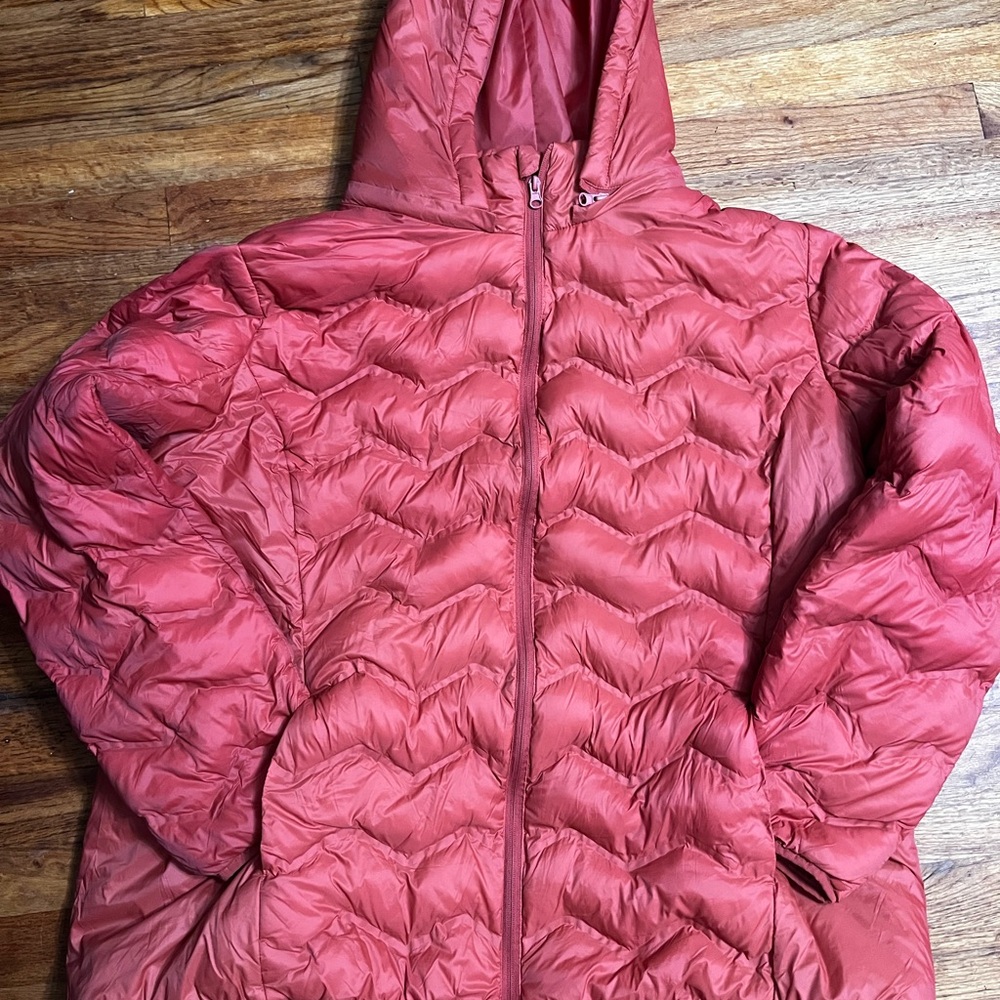 Women's Quilted Puffer Jacket - Coral